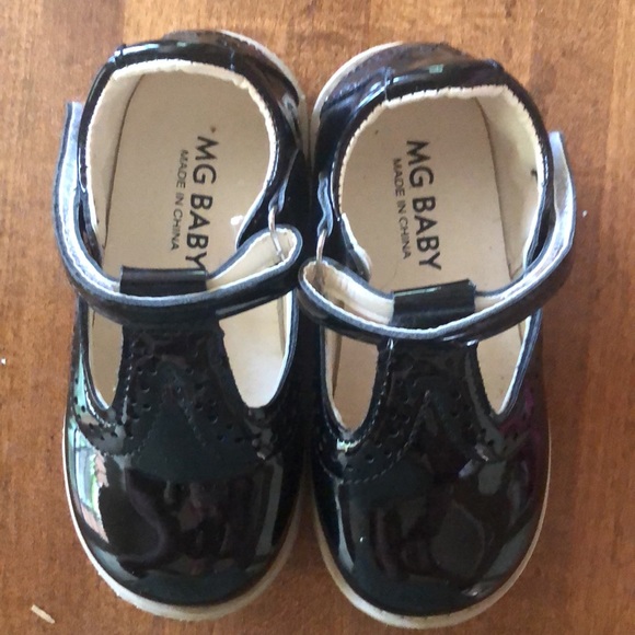 Mary Jane - Picture 3 of 4